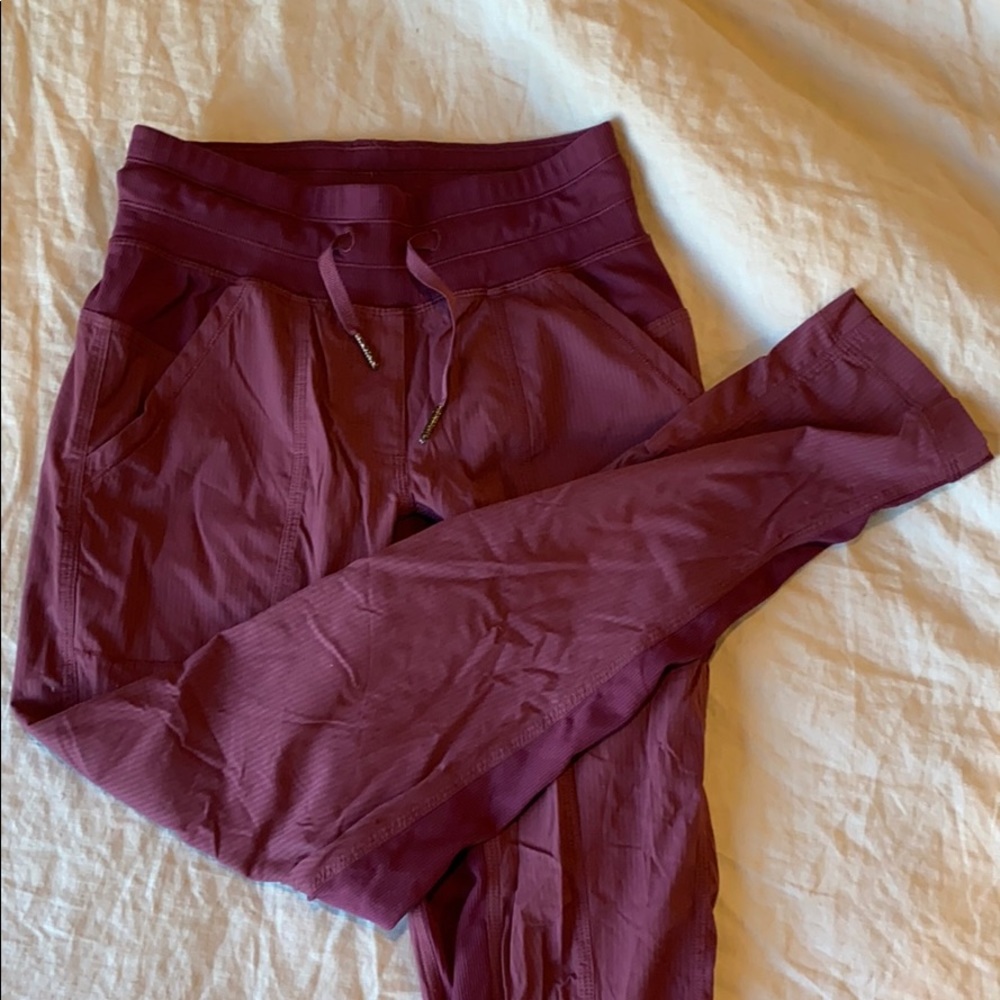Maroon lululemon pants